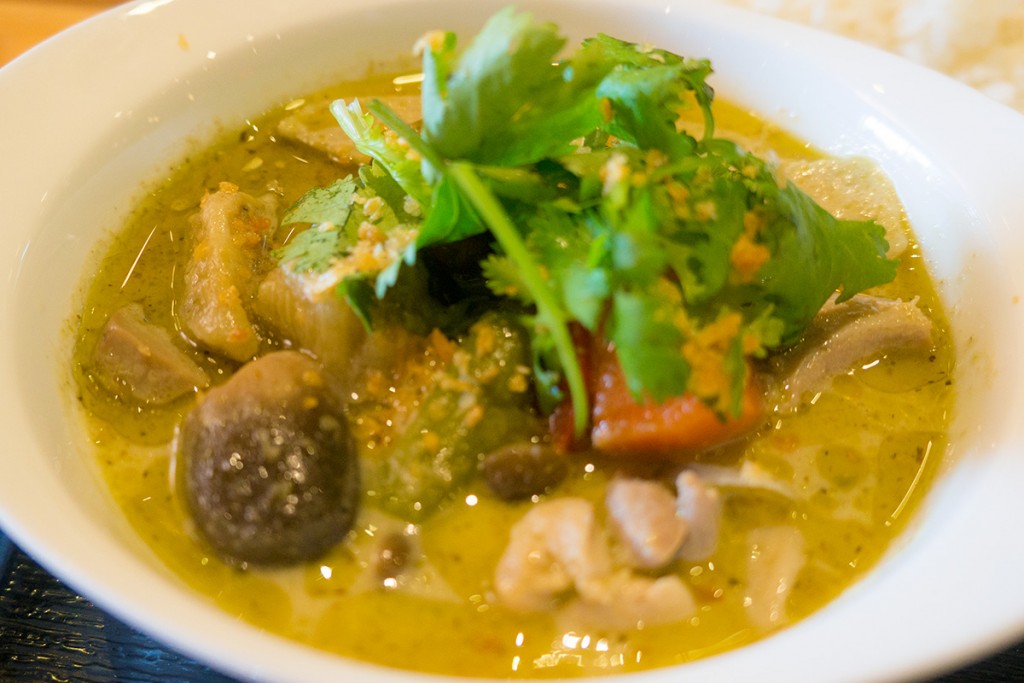 green_curry_aparag