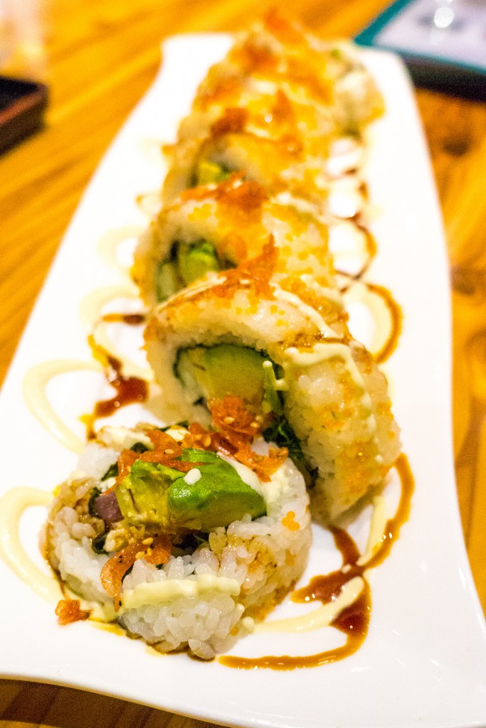 maguro_avokado_roll_aparag