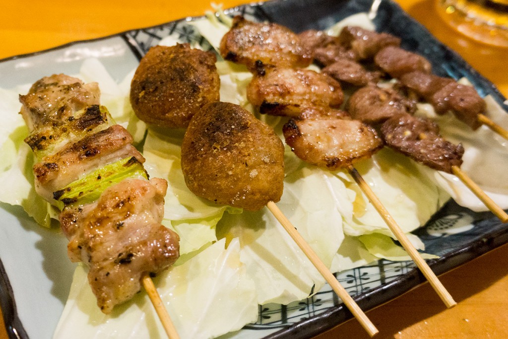 yakitori2_sara_tosajiro