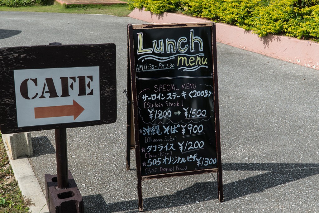 Woodpecker_cafe_sign