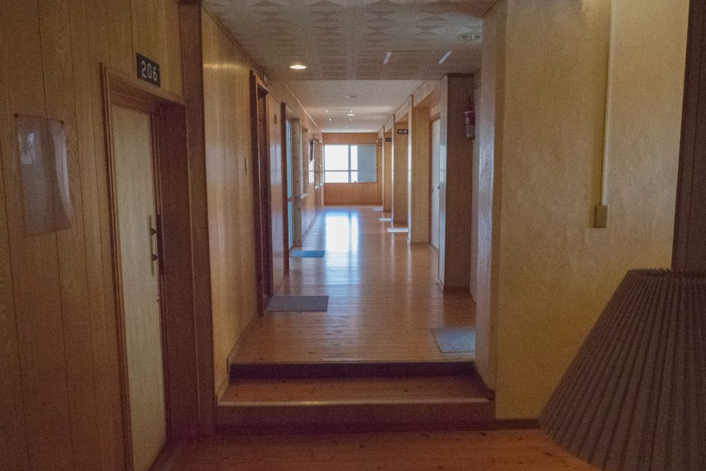 corridor_kiku