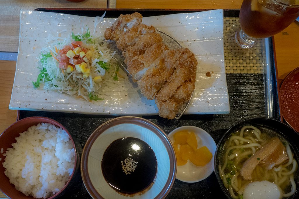 lunch_chikenkatsu4_nahasoba