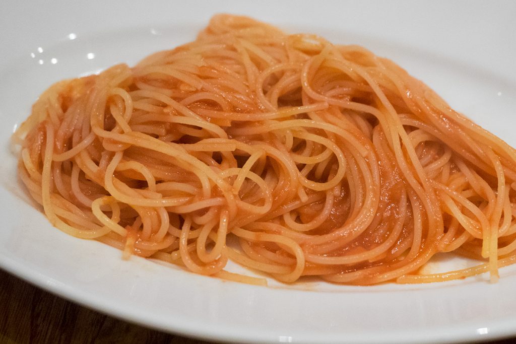 spagetti_tomato_apiacere