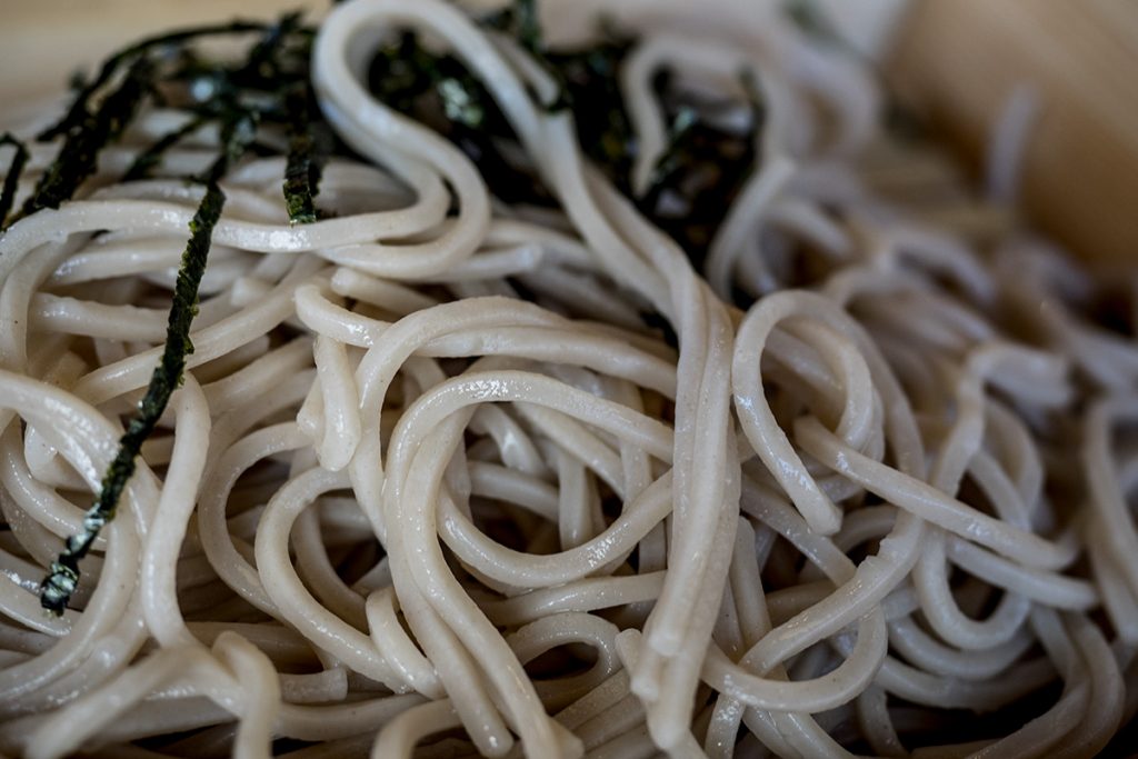 gusukido_tenzaru_zarusoba2_wahutei