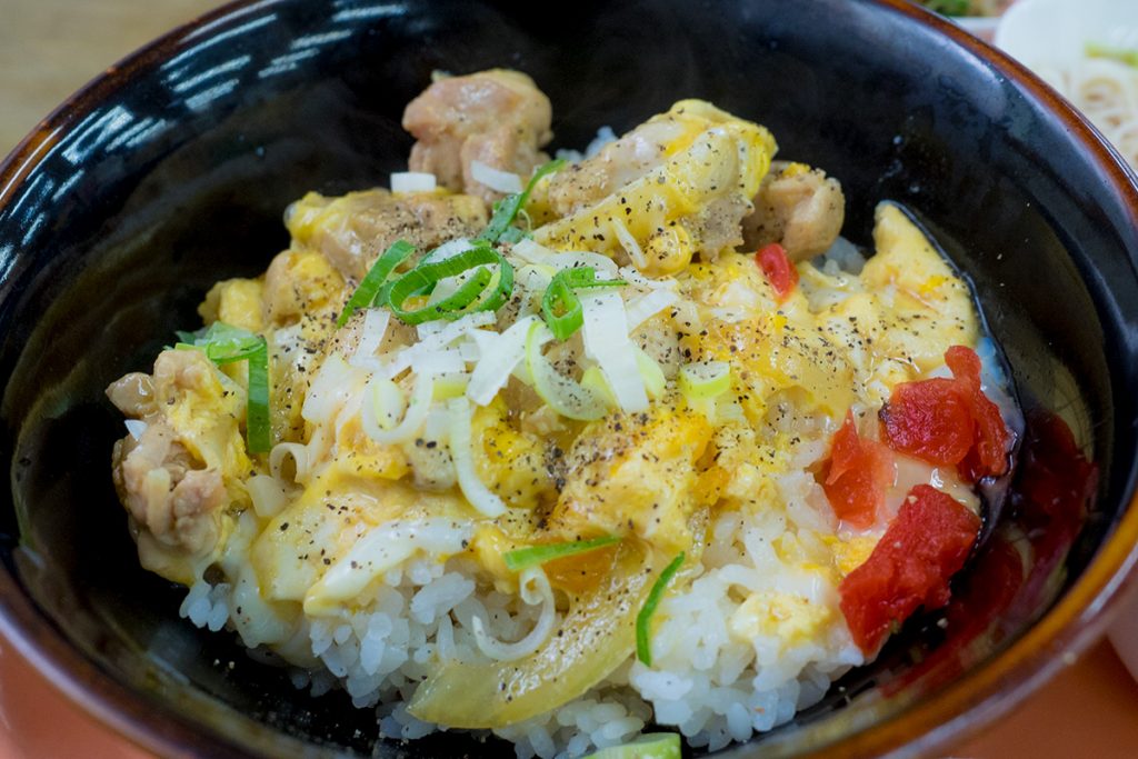 lunch_oyakodon4_170515nakazaya