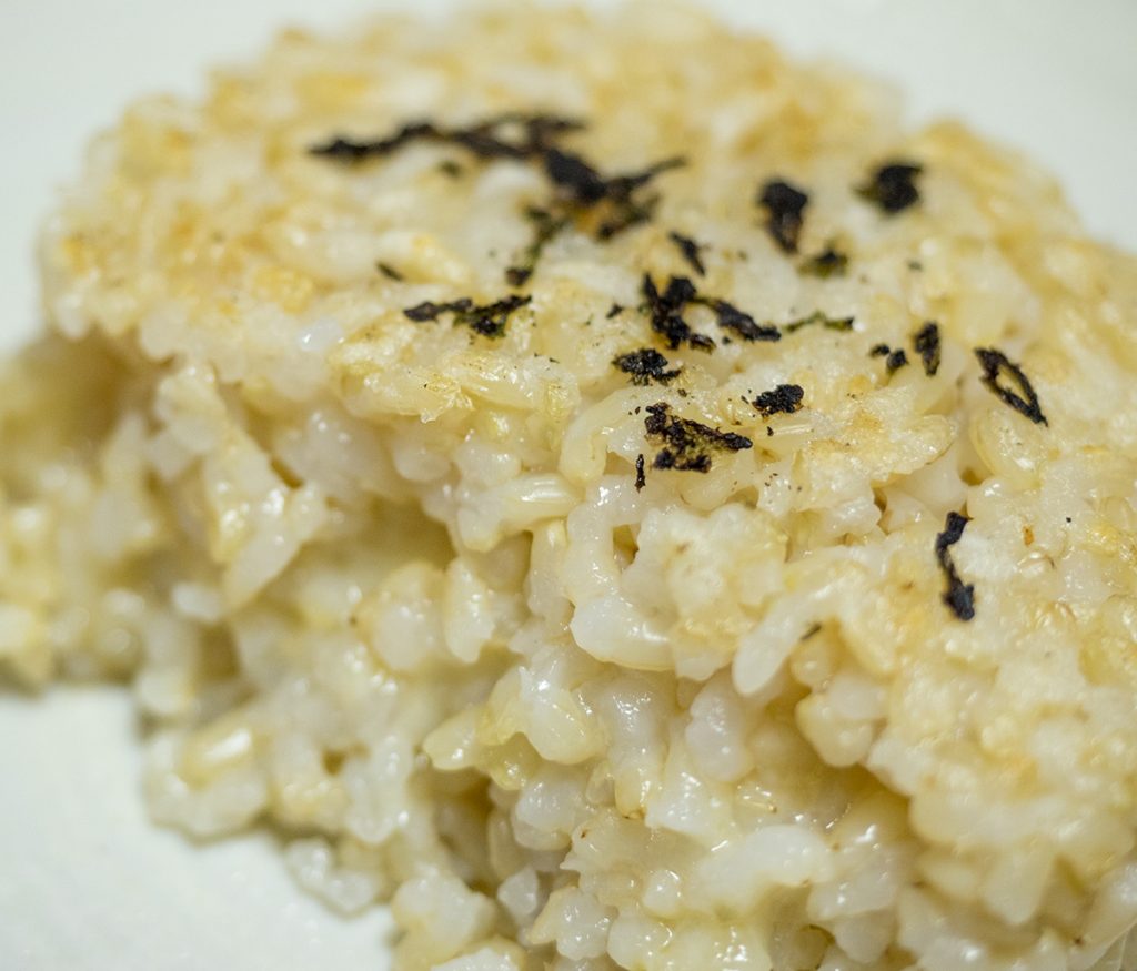 チーズ焼き発芽玄米おにぎり おきぐる Okinawa Guru Guru